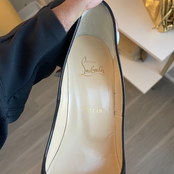 Patent Very Prive Louboutins - Picture 8 of 8